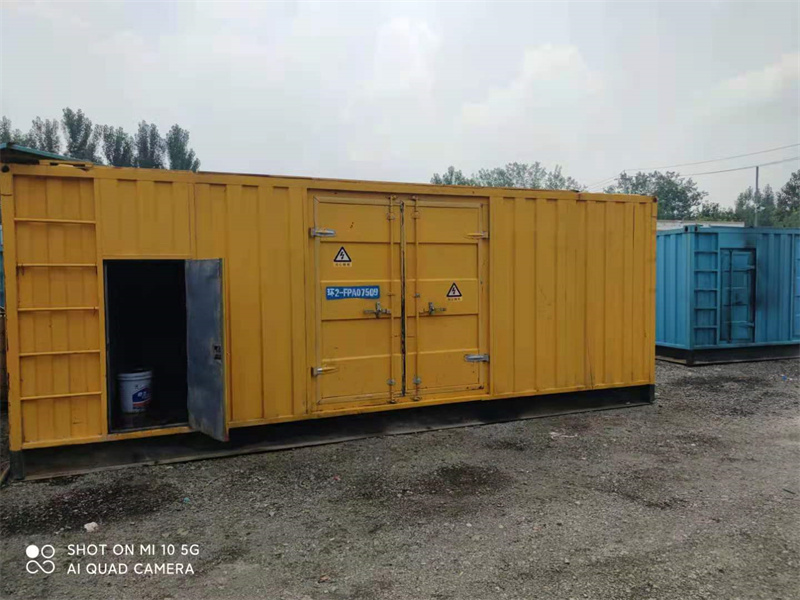阿勒泰200KW柴油发电机组需要配备什么型号的电缆线？