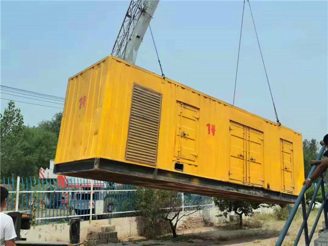 阿勒泰300KW柴油发电机组油耗是多少？